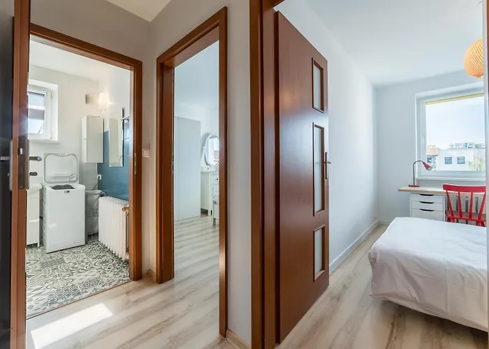 Piatkowo 2-bedroom By Bookinghost * Poznań